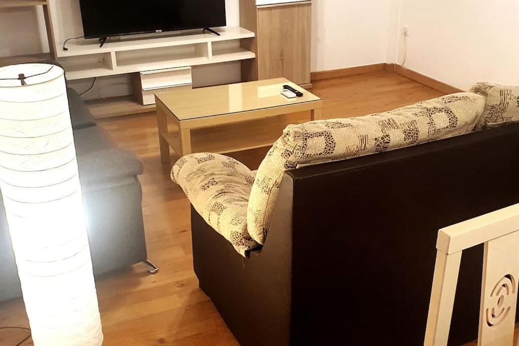 2F, Aire Acondic, 80M2, 2 Dormitorios, 4 Huespedes, Wifi Gratis La Línea de la Concepción Eksteriør bilde