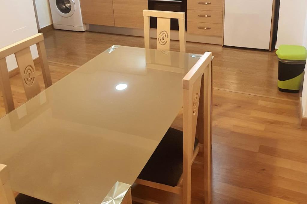 2F, Aire Acondic, 80M2, 2 Dormitorios, 4 Huespedes, Wifi Gratis La Línea de la Concepción Eksteriør bilde