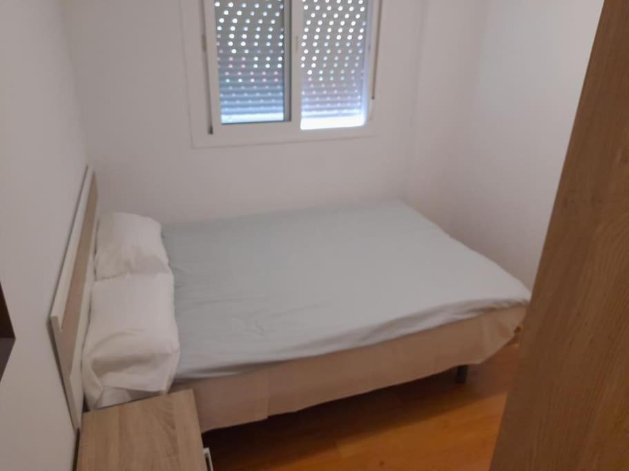 2F, Aire Acondic, 80M2, 2 Dormitorios, 4 Huespedes, Wifi Gratis La Línea de la Concepción Eksteriør bilde